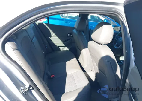 2015 Chevrolet Malibu 1Lt z USA, uszkodzony, nr VIN 1G11C5SL2FF261175